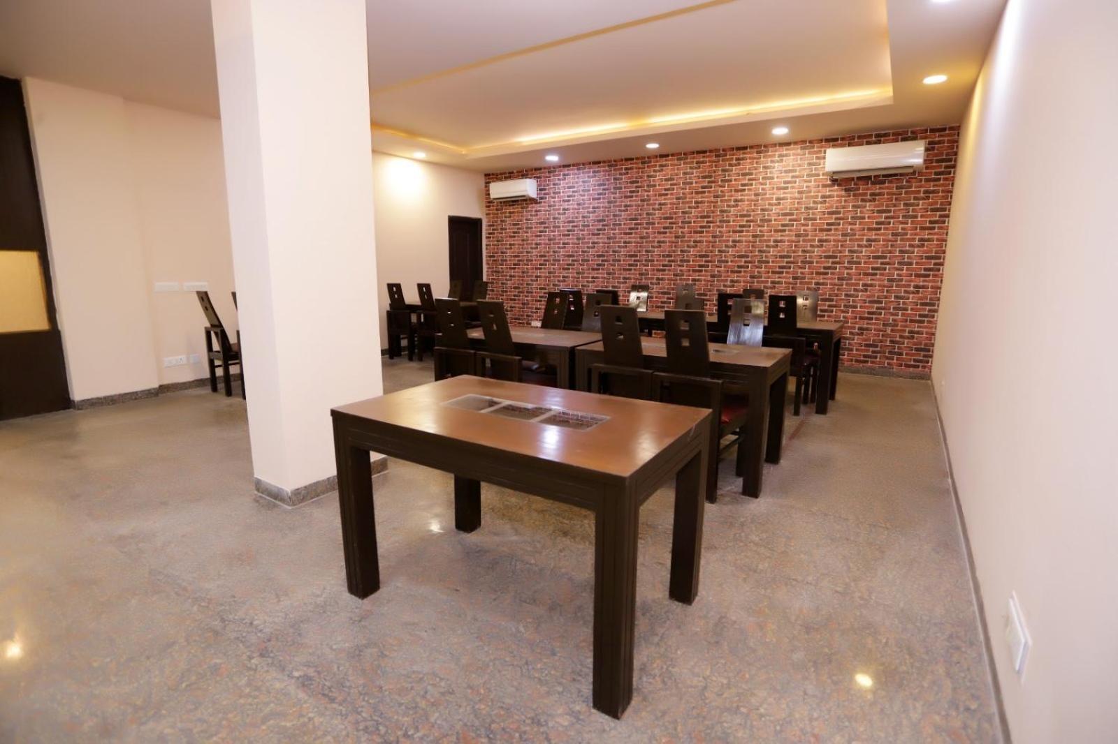 Hotel Mvr Stay By Admire Inn 诺伊达 外观 照片