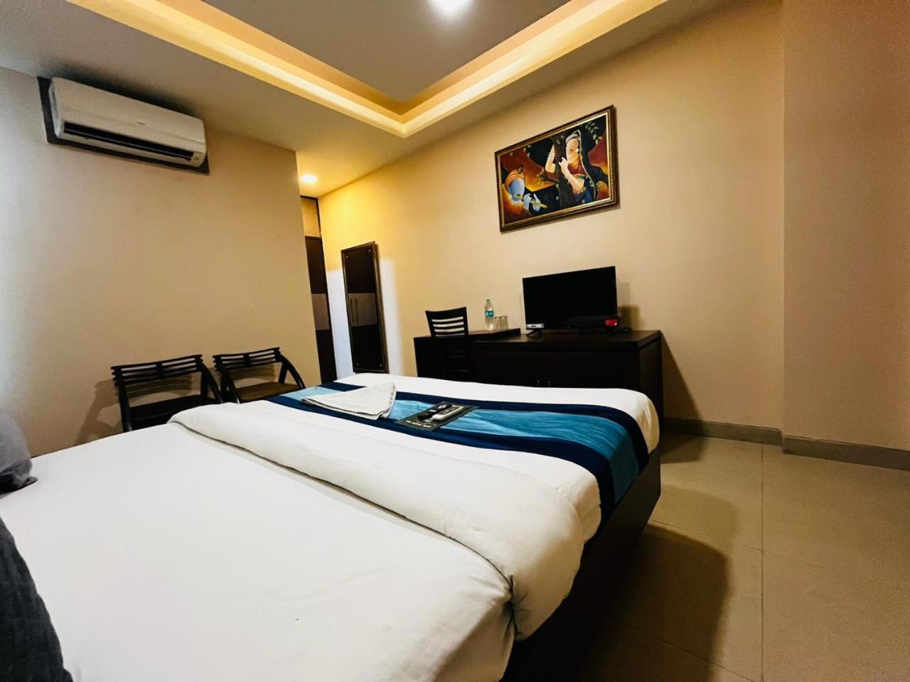 Hotel Mvr Stay By Admire Inn 诺伊达 外观 照片